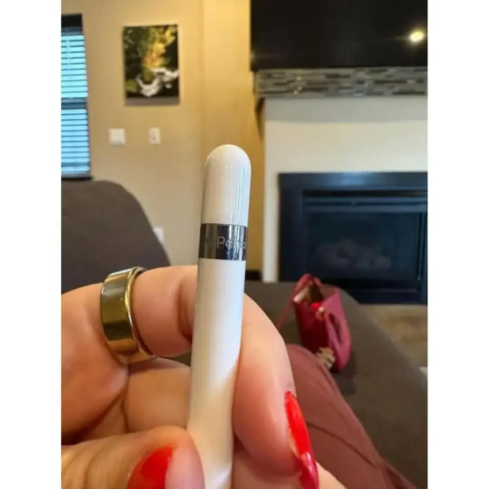 Apple Pencil (1st Generation) - Precision Stylus for iPad